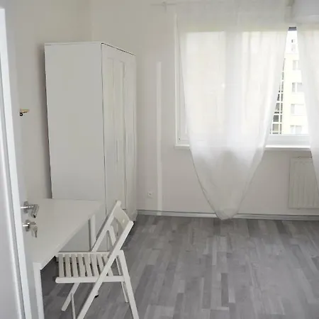 Svabinskeho 18, * Bratislava